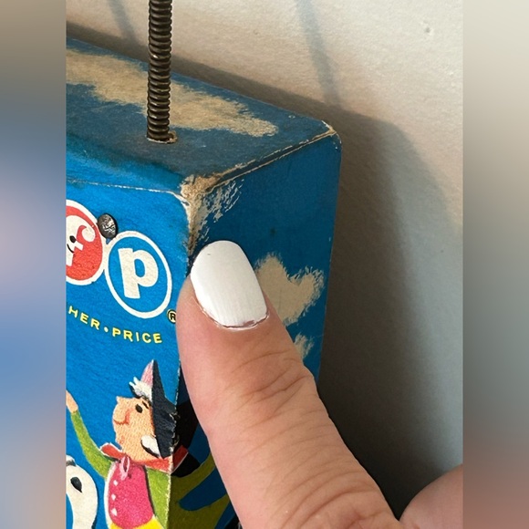 VTG Fisher Price Toy TV Radio - Plays Farmer in the Dell - As Is 60s Vintage - Picture 5 of 15